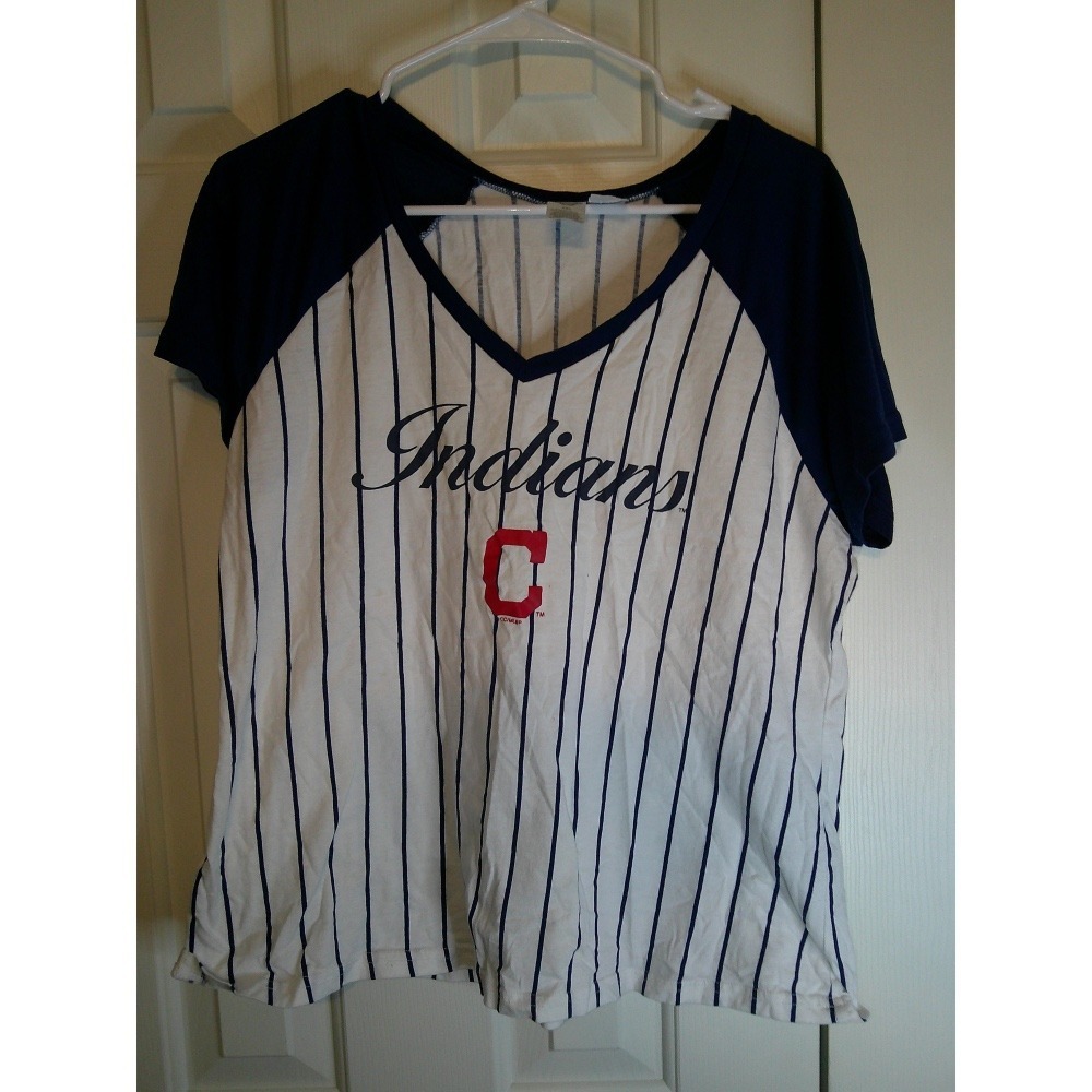 Concept‎ One Indians Baseball Pinstripe T-Shirt V-Neck Navy Blue 2XL